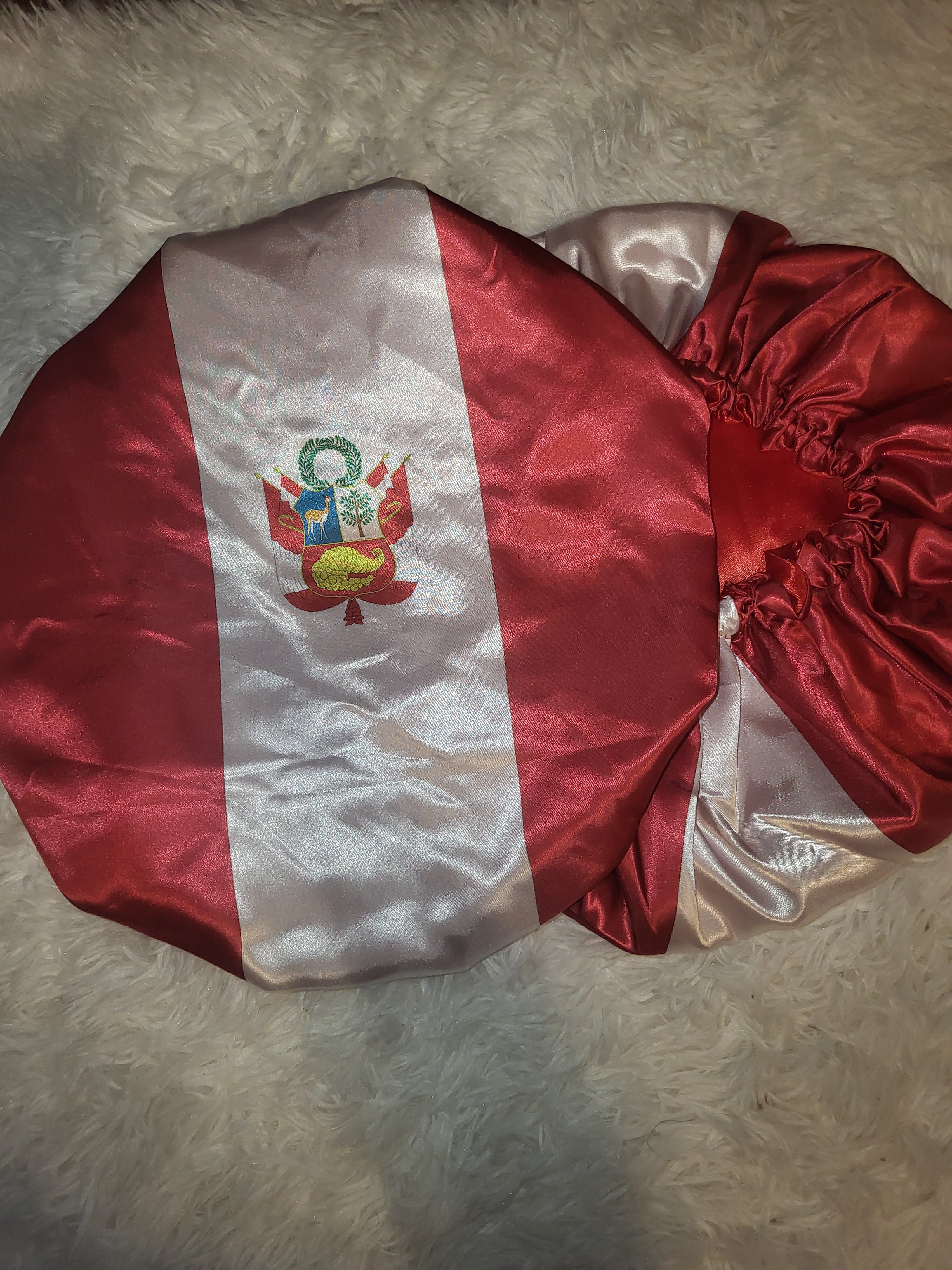 Peru Flag Satin Bonnet - New